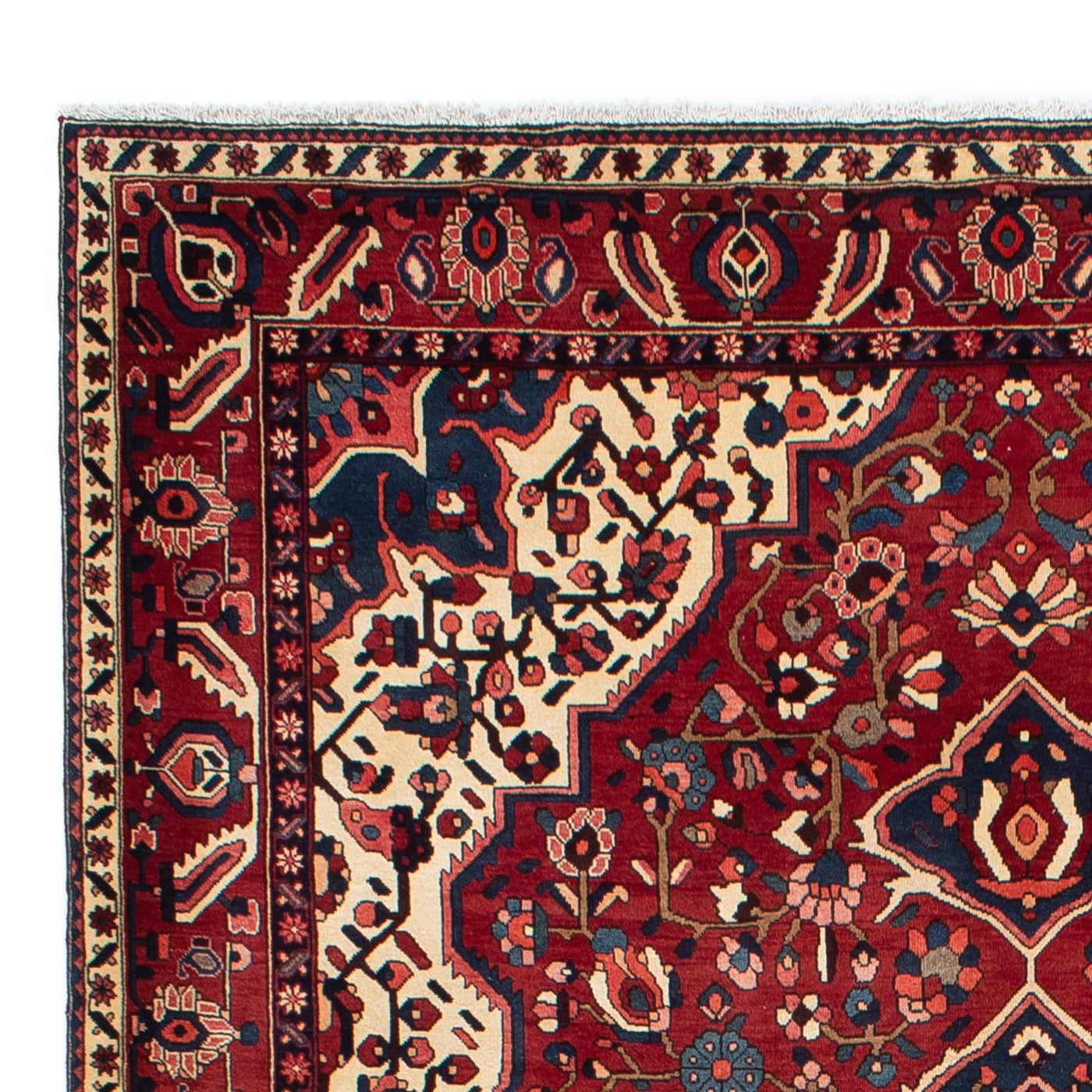 Bakhtiari Rug 318x212cm - Persian Rugs