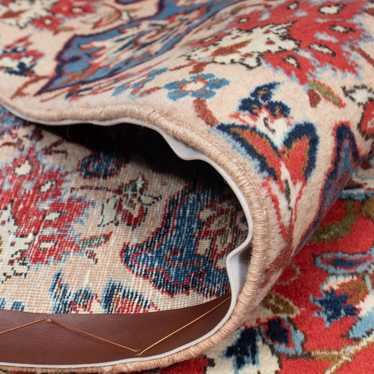 Perser Rug - Isfahan - Premium - 322 x 202 cm - red