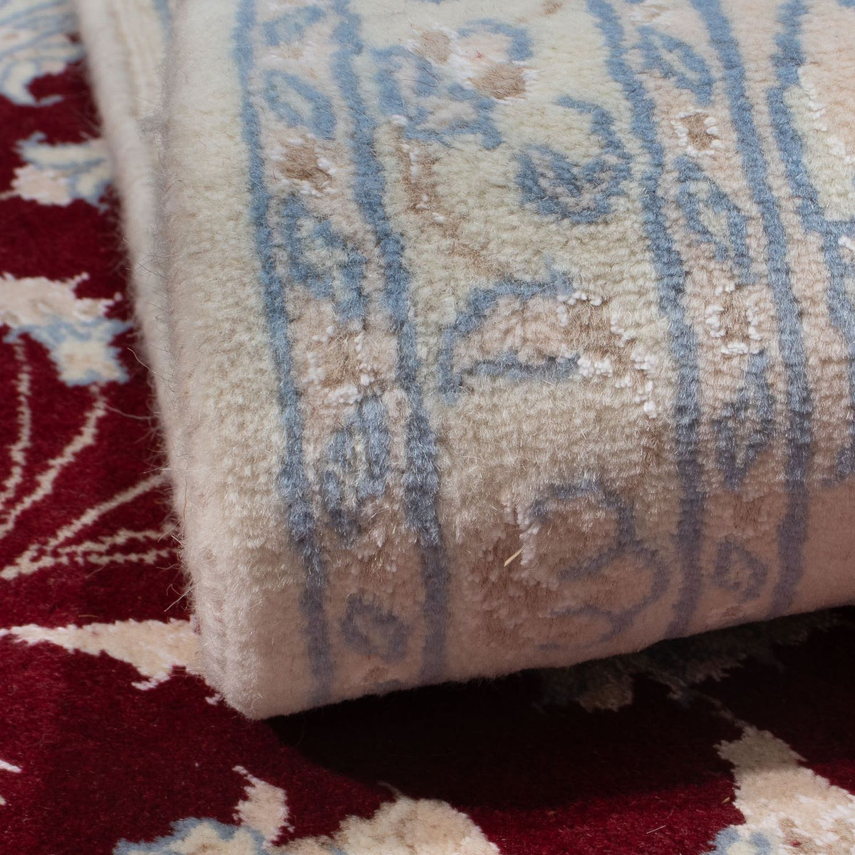 Perser Rug - Nain - 294 x 202 cm - dark red