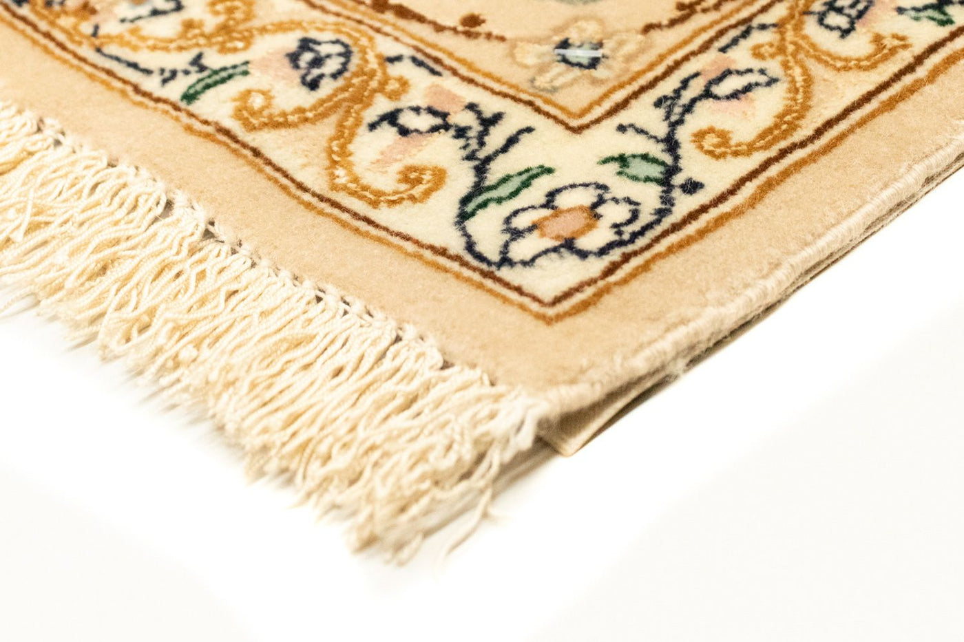 Isfahan Rug 164x108cm - Persian Rugs
