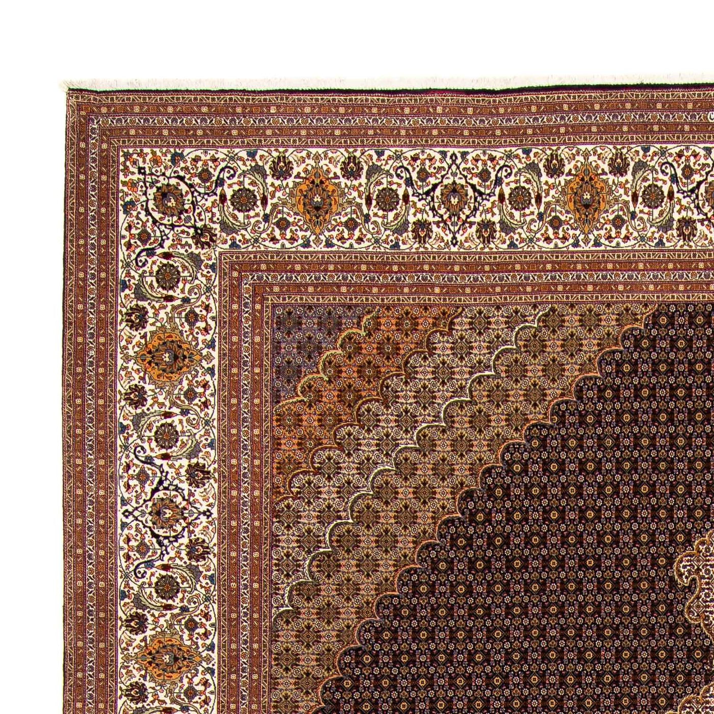Tabriz Rug 395x303cm - Persian Rugs