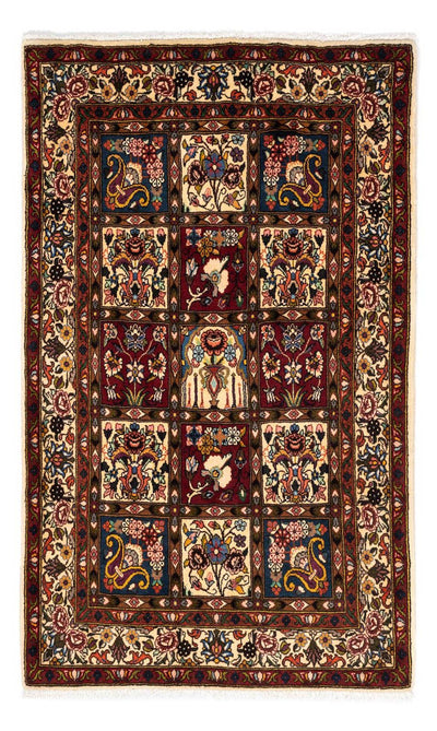 Bakhtiari Rug 107x171cm - Persian Rugs