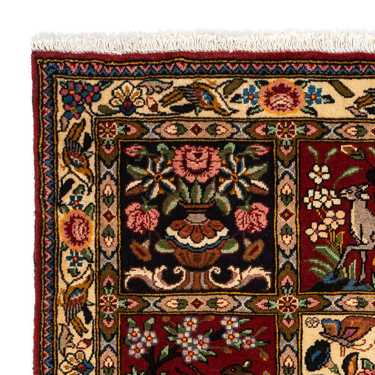 Bakhtiari Rug 103x148cm - Persian Rugs
