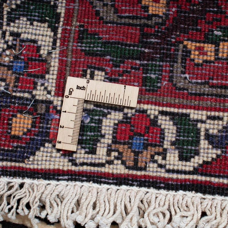Bakhtiari Rug 310x210cm - Persian Rugs