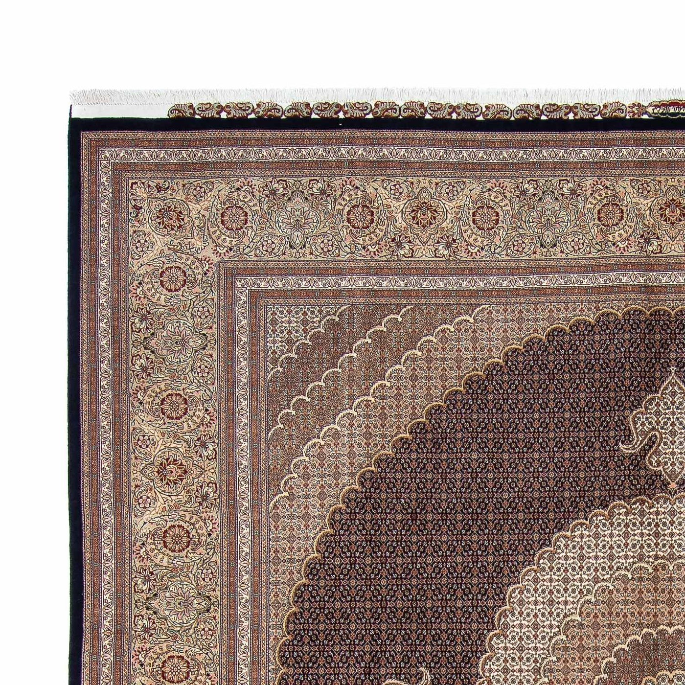 Tabriz Rug 310x302cm - Persian Rugs
