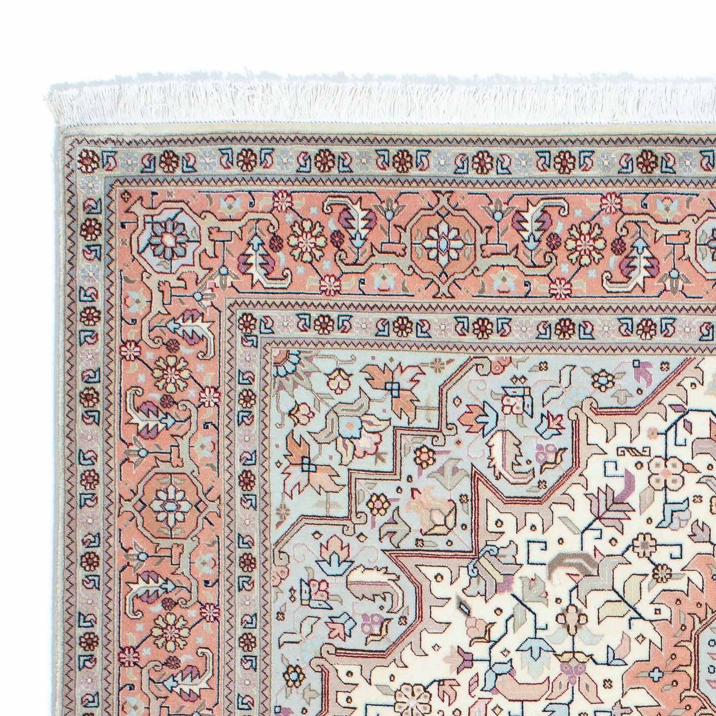 Tabriz - 50 Raj Rug 202x150cm - Persian Rugs