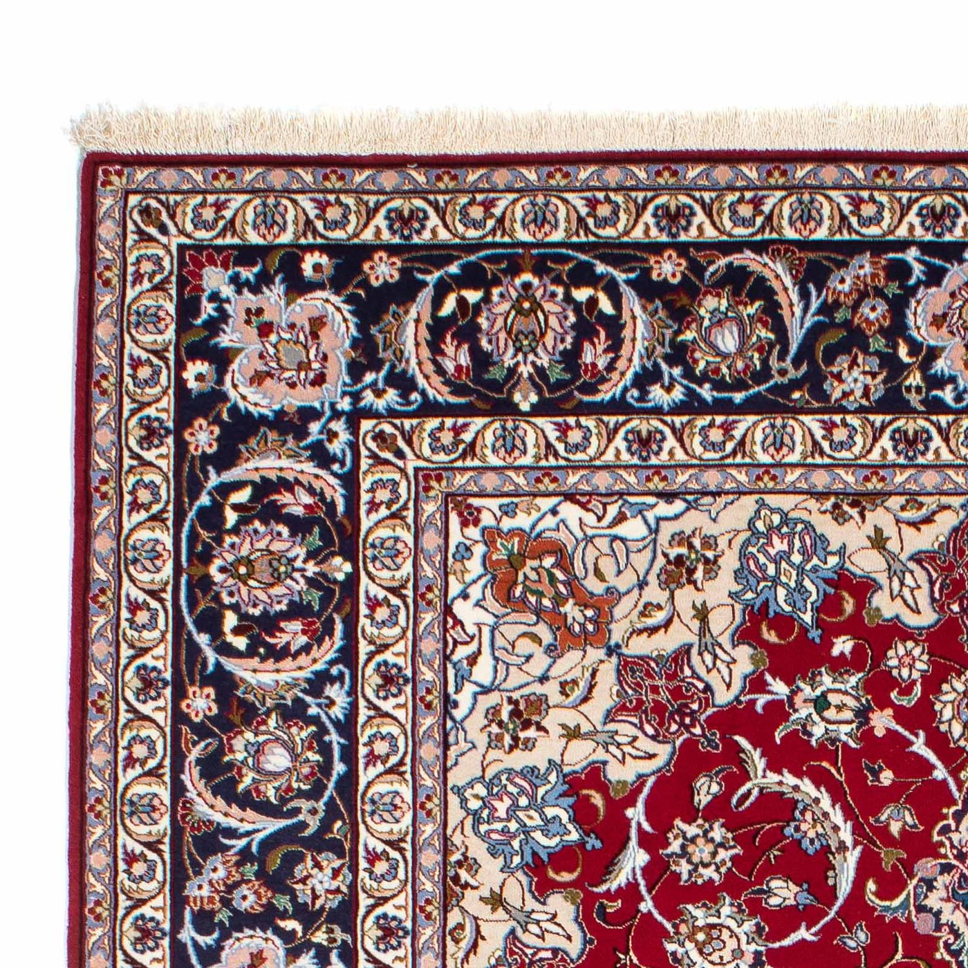 Isfahan Rug 227x164cm - Persian Rugs
