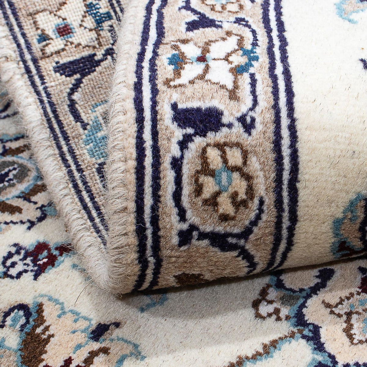 Nain Rug 87x127cm - Persian Rugs