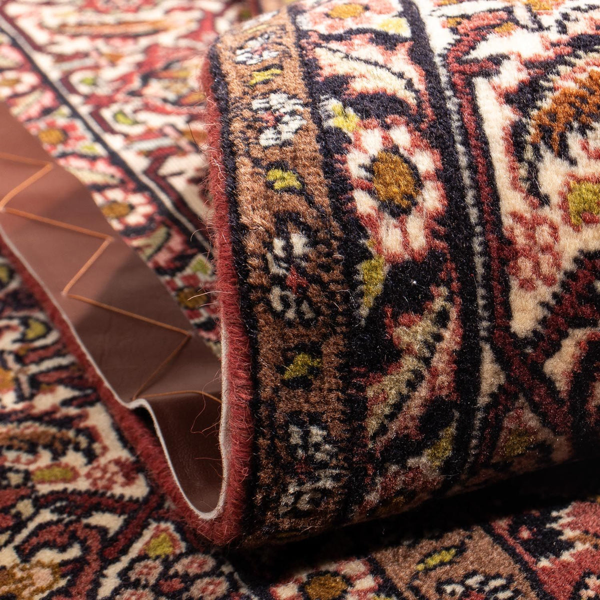 Perser Rug - Bidjar square  - 200 x 195 cm - light red