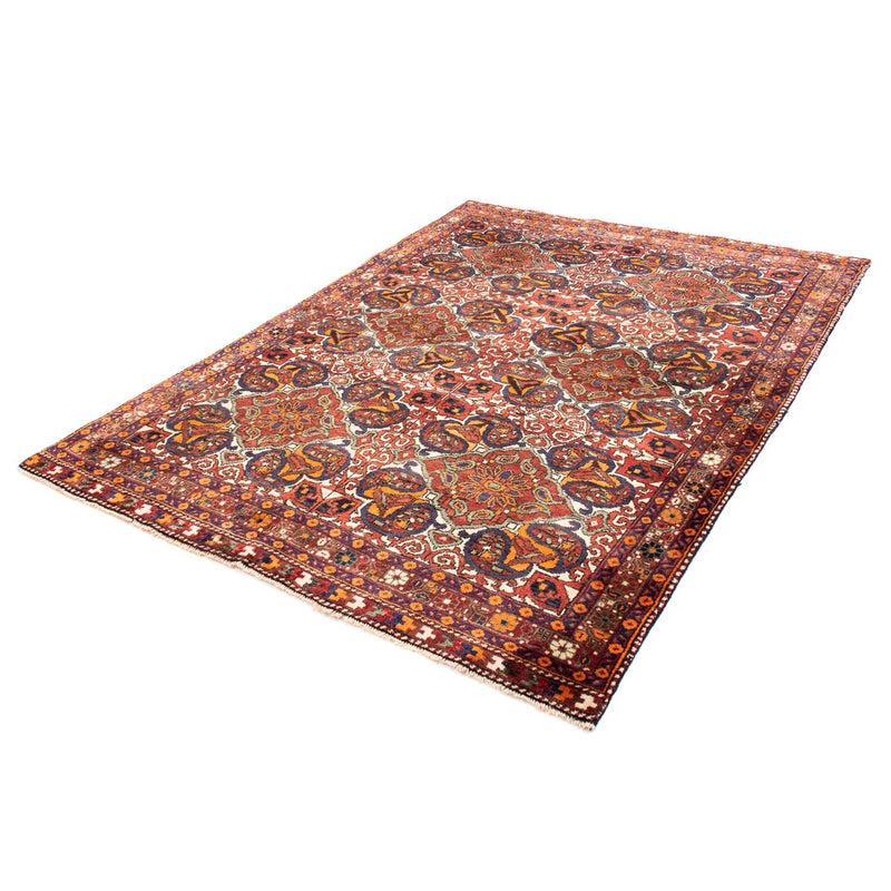 Bakhtiari Rug 198x150cm - Persian Rugs