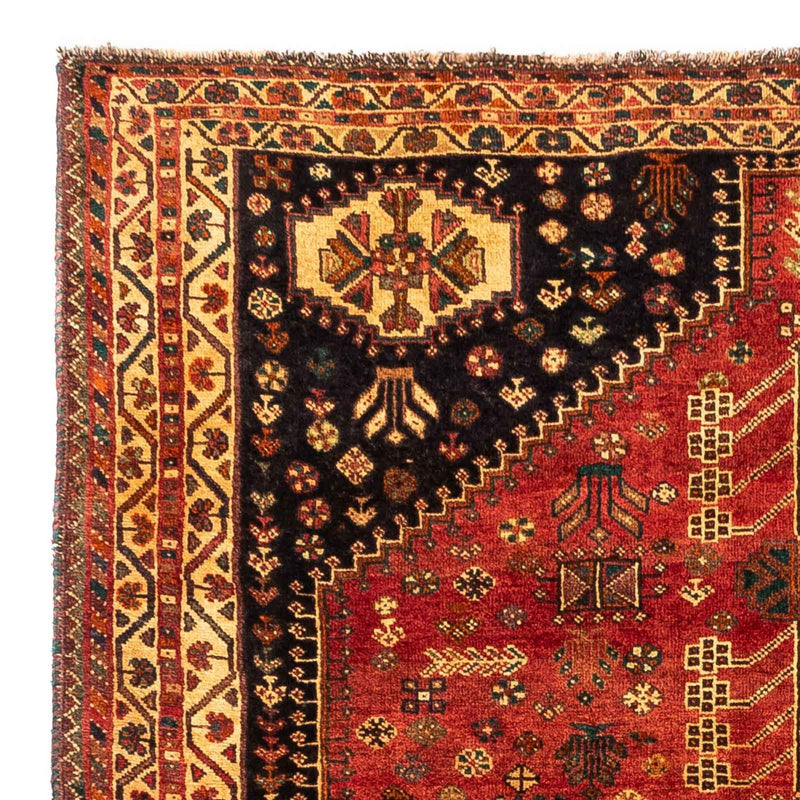 Qashqai Rug 225x173cm - Persian Rugs
