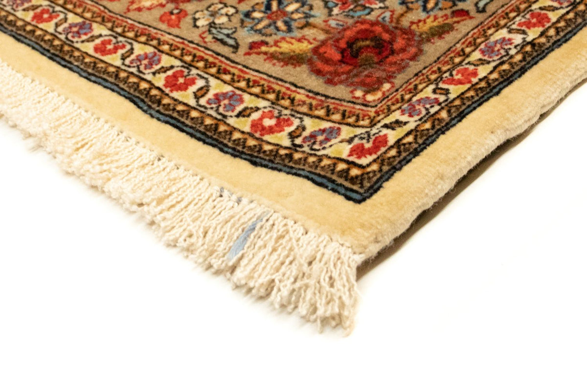 Qom Rug 105x151cm - Persian Rugs
