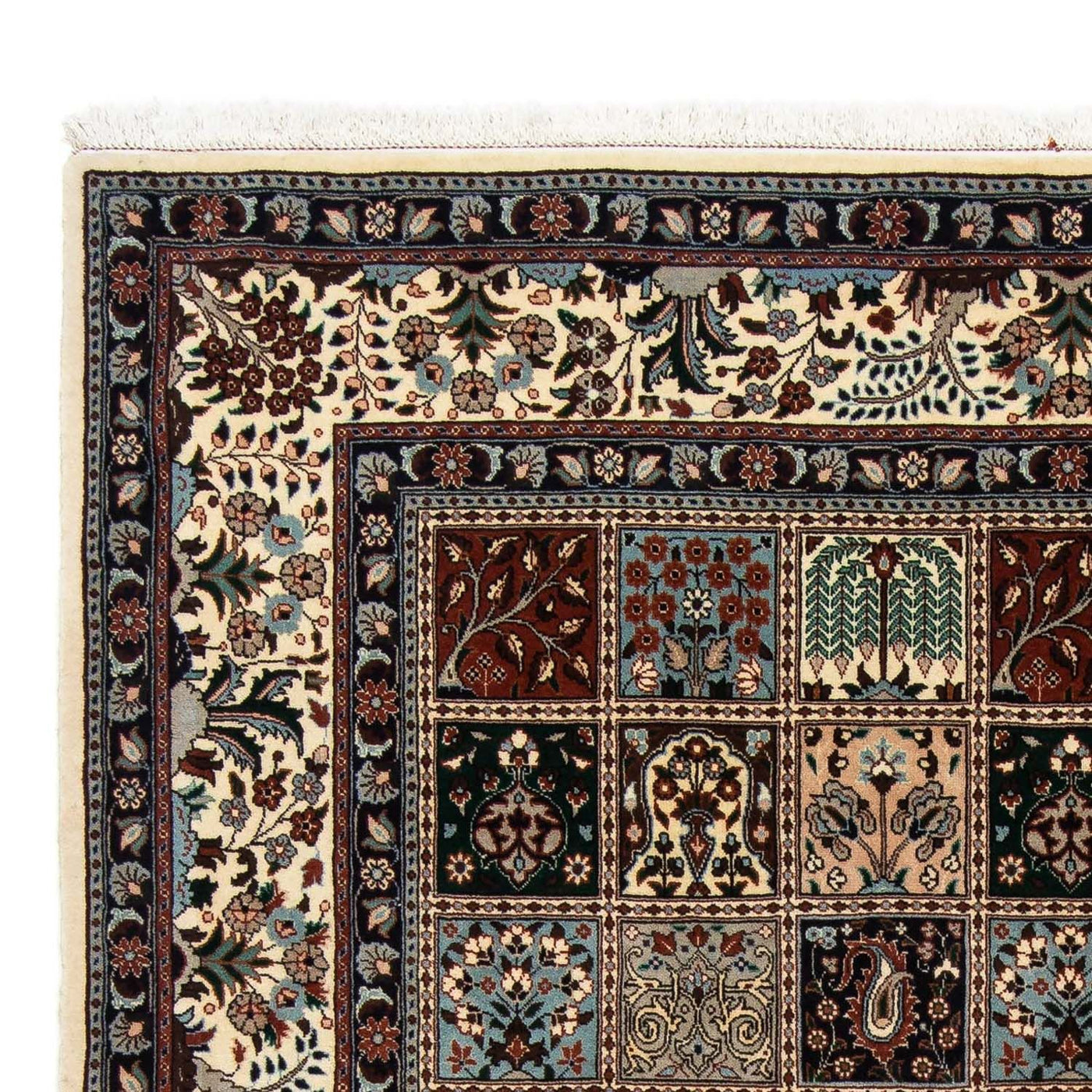 Moud Rug 241x181cm - Persian Rugs