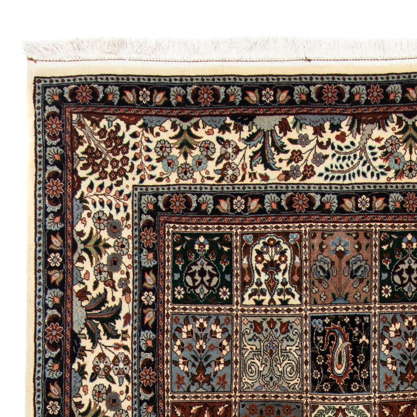Moud Rug 239x176cm - Persian Rugs