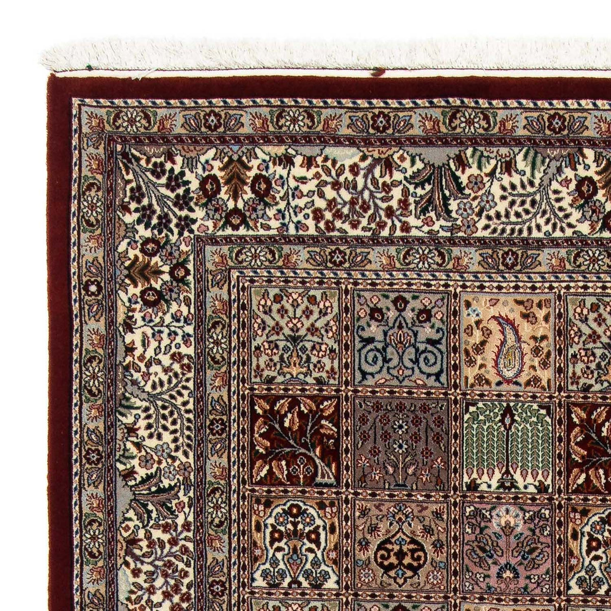 Moud Rug 179x231cm - Persian Rugs