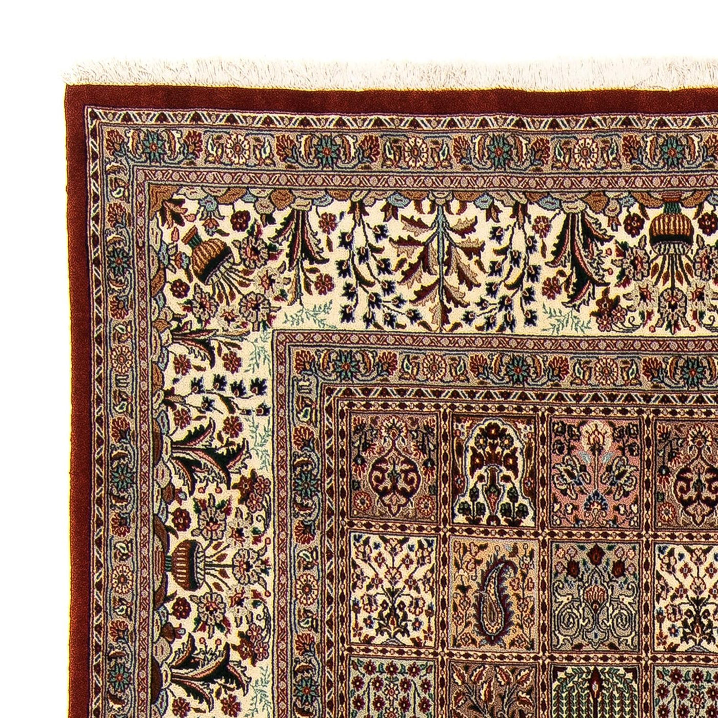 Moud Rug 250x249cm - Persian Rugs