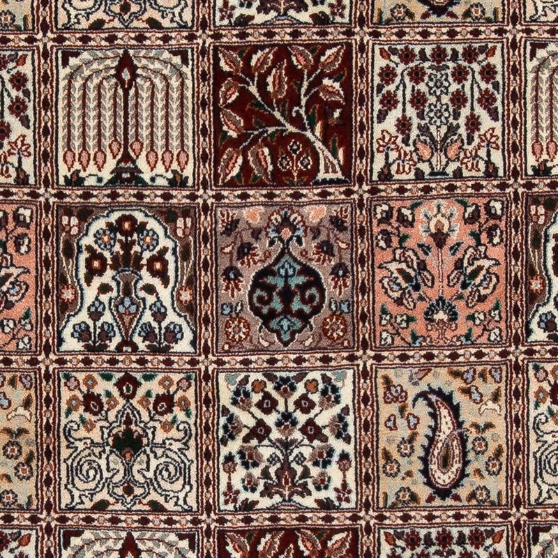 Moud Rug 181x239cm - Persian Rugs