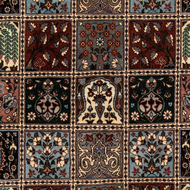 Moud Rug 241x182cm - Persian Rugs