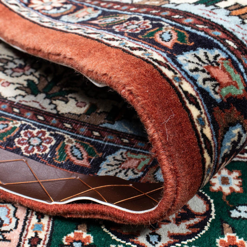 Moud Rug 241x182cm - Persian Rugs