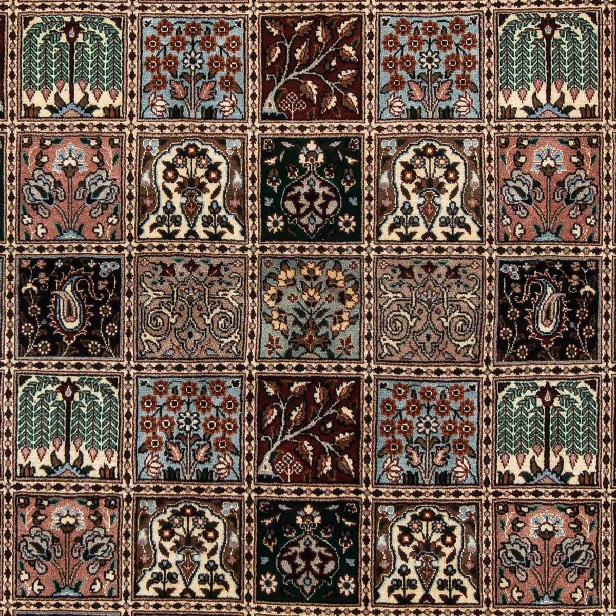 Perser Rug - Classic - 235 x 184 cm - multicolored