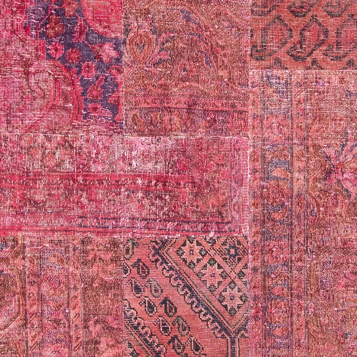 Patchwork Rug - 239 x 152 cm - multicolored