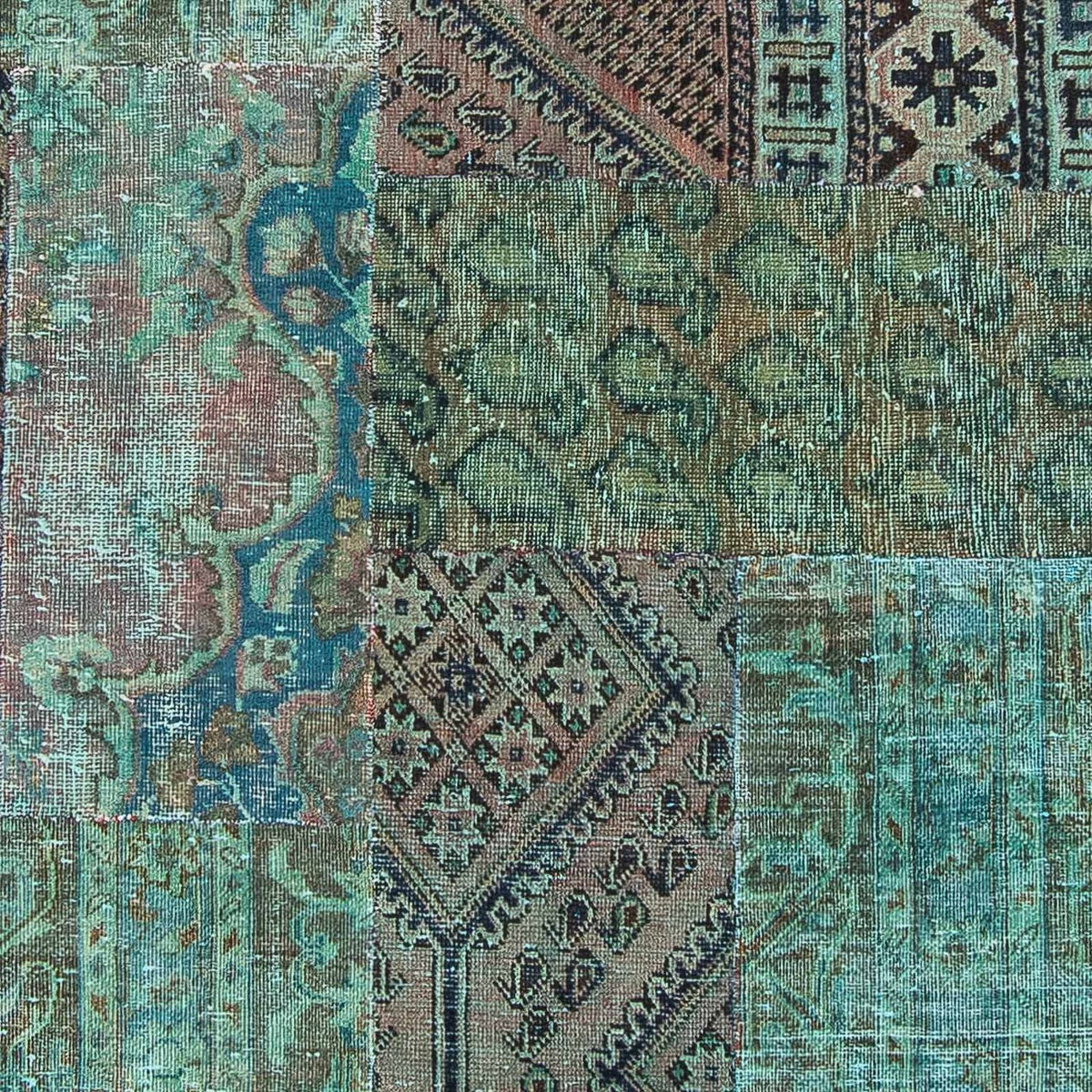 Patchwork Rug - 234 x 150 cm - multicolored