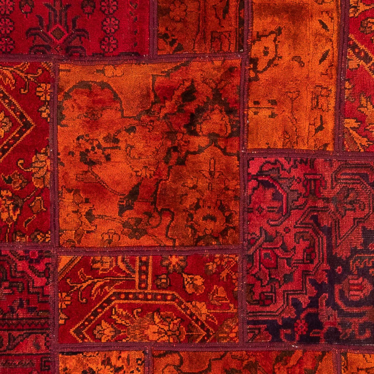 Patchwork Rug - 194 x 140 cm - multicolored