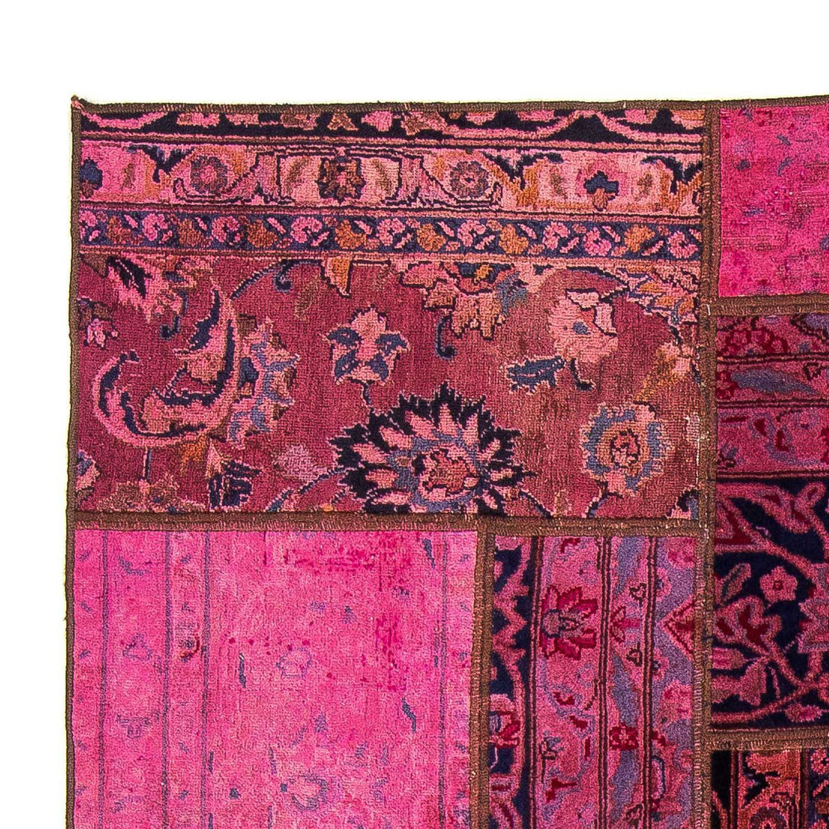 Patchwork Rug - 197 x 138 cm - multicolored