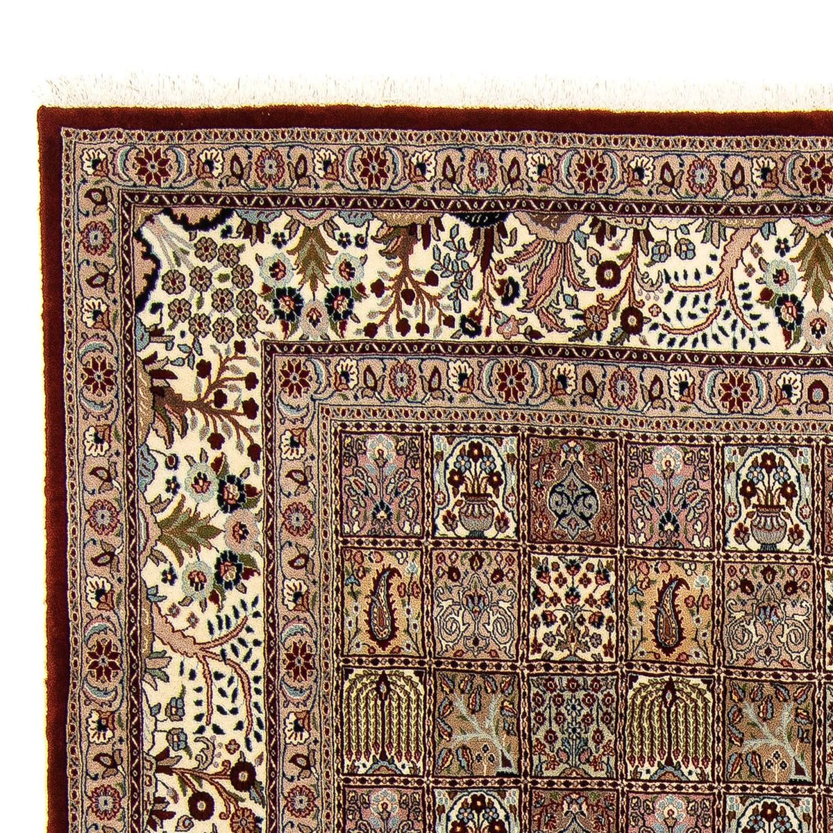 Moud Rug 245x296cm - Persian Rugs