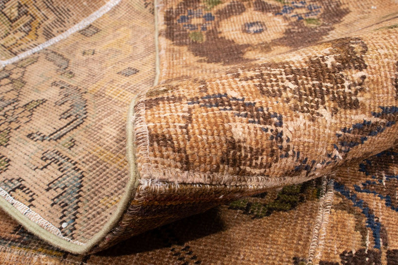 Patchwork Rug - 305 x 242 cm - multicolored