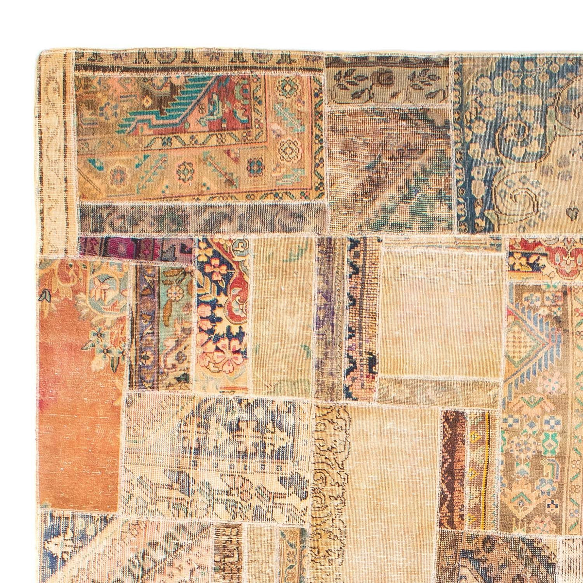 Patchwork Rug - 292 x 230 cm - multicolored