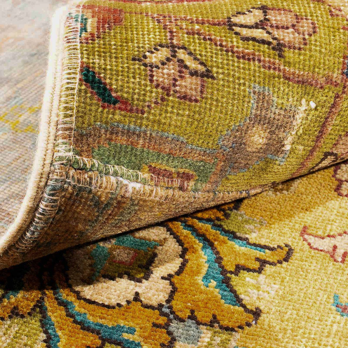 Patchwork Rug - 275 x 182 cm - multicolored