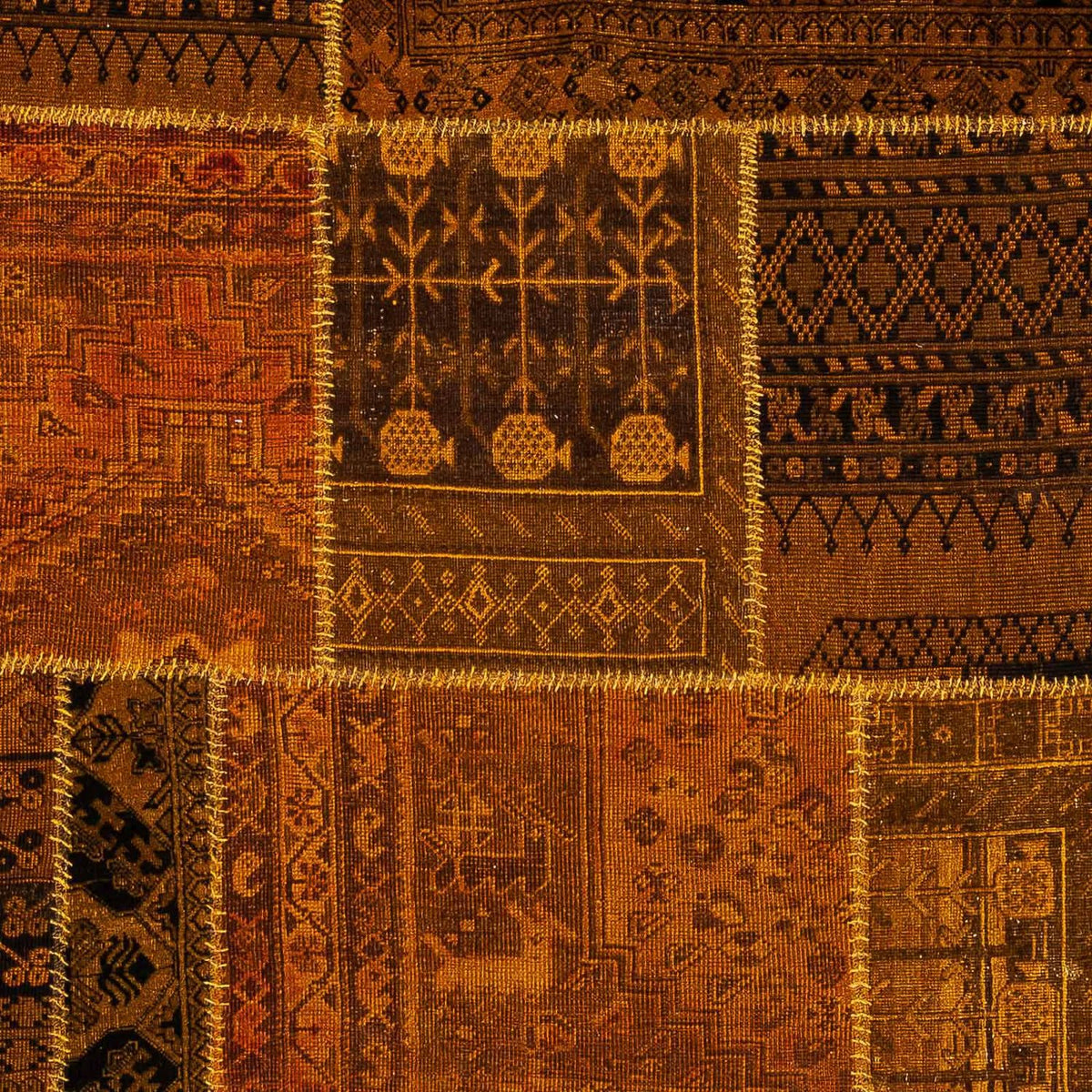 Patchwork Rug - 289 x 200 cm - multicolored