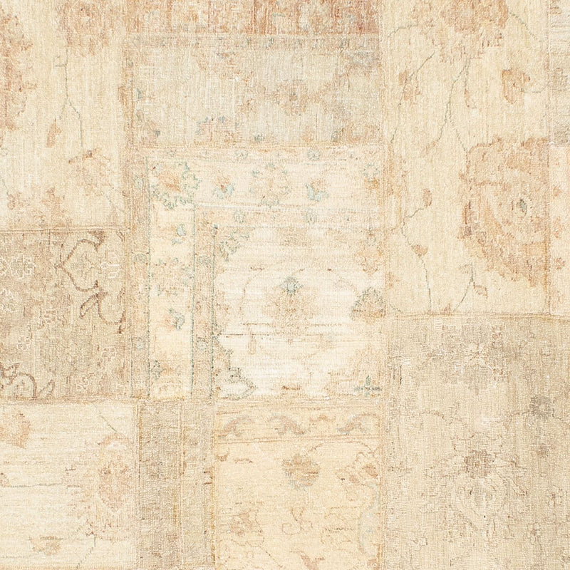 Patchwork Rug - 299 x 236 cm - multicolored