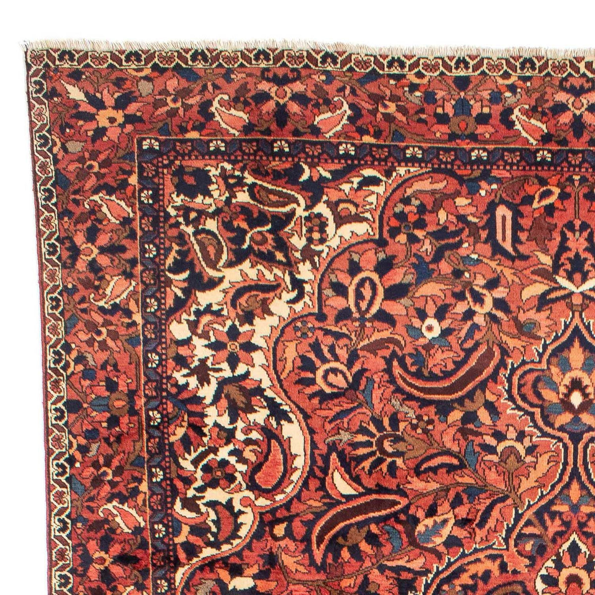 Bakhtiari Rug 205x322cm - Persian Rugs