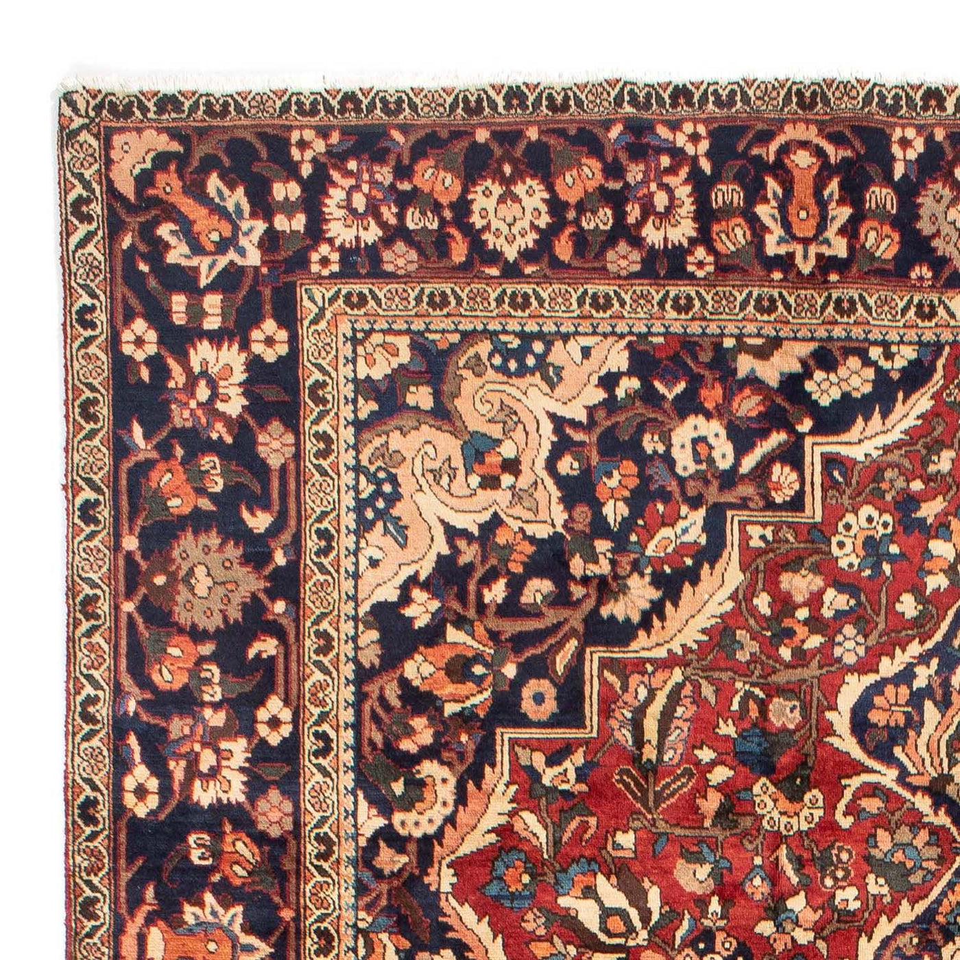 Bakhtiari Rug 303x205cm - Persian Rugs