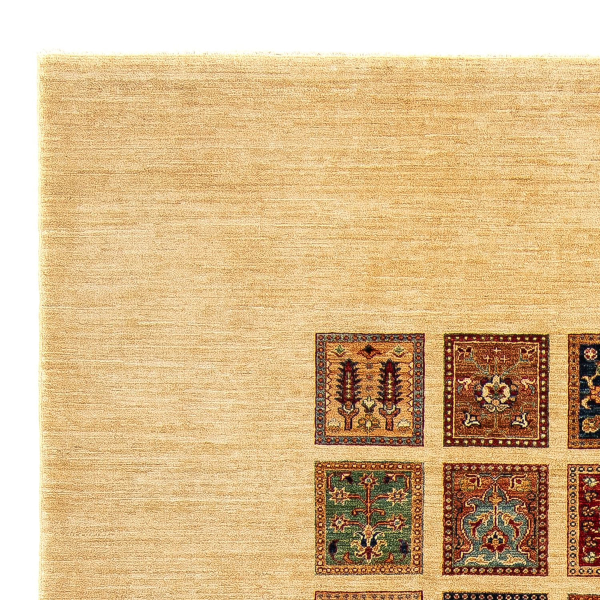 Bakhtiari Rug 306x325cm - Persian Rugs