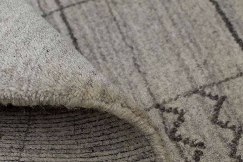 Vintage Rug - 90 x 60 cm - silver