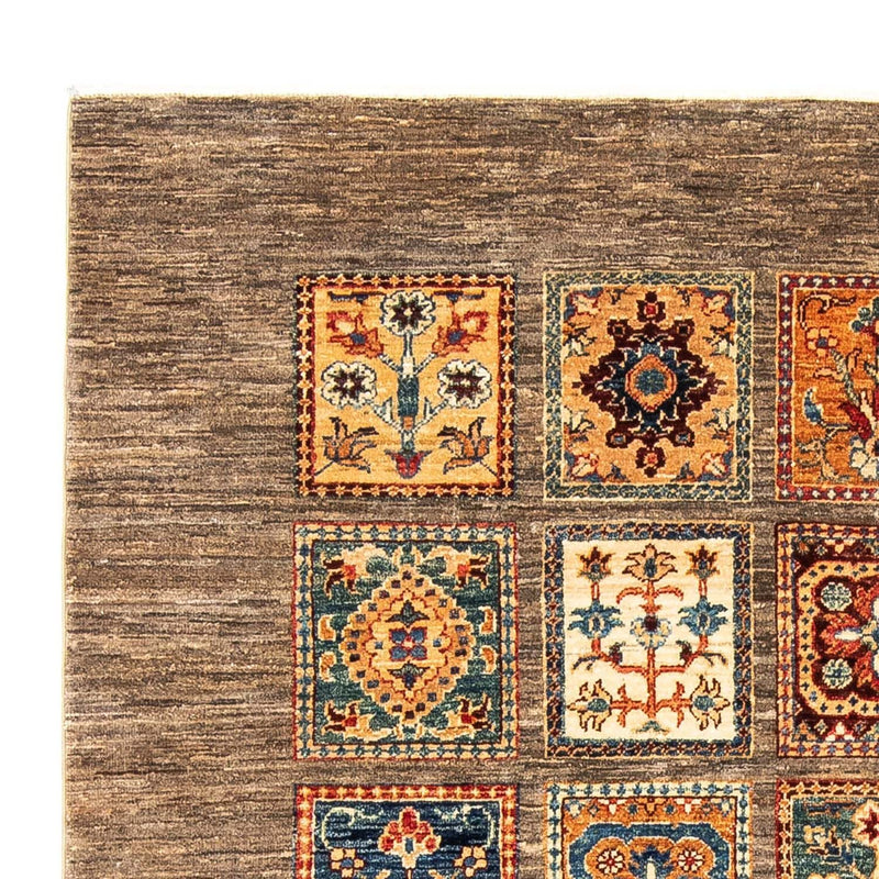 Ziegler Rug - 240 x 166 cm - brown