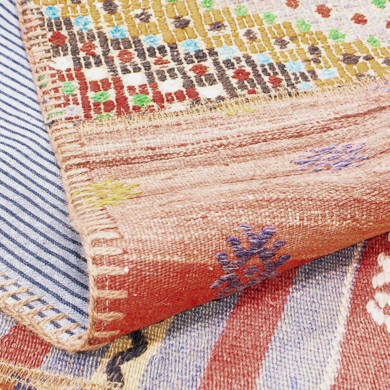 Patchwork Rug - 240 x 170 cm - multicolored