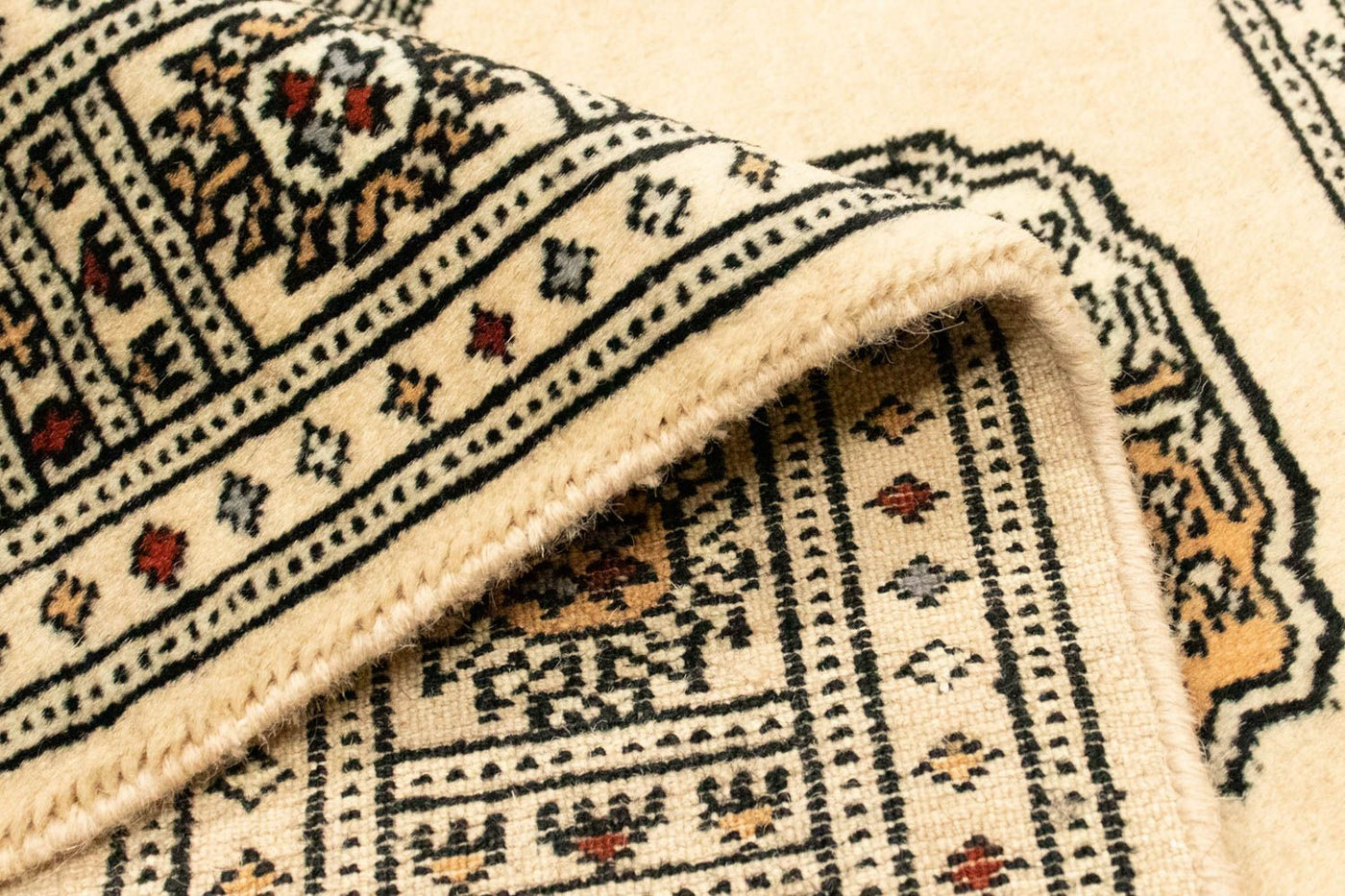 Bukhara Rug 129x78cm - Oriental Rug