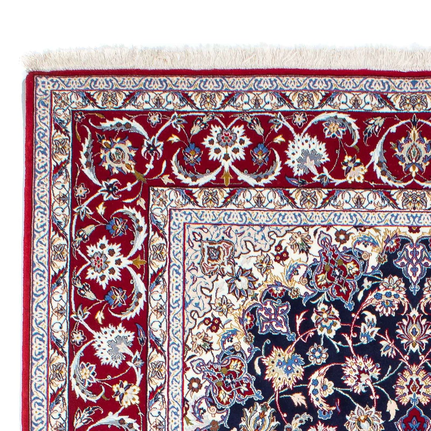 Isfahan Rug 243x159cm - Persian Rugs